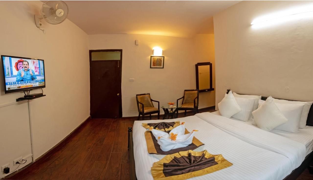Langdale Manor Hotel Nainital Eksteriør billede