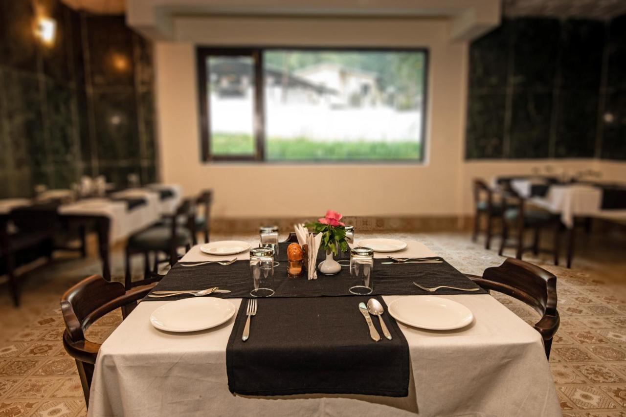 Langdale Manor Hotel Nainital Eksteriør billede